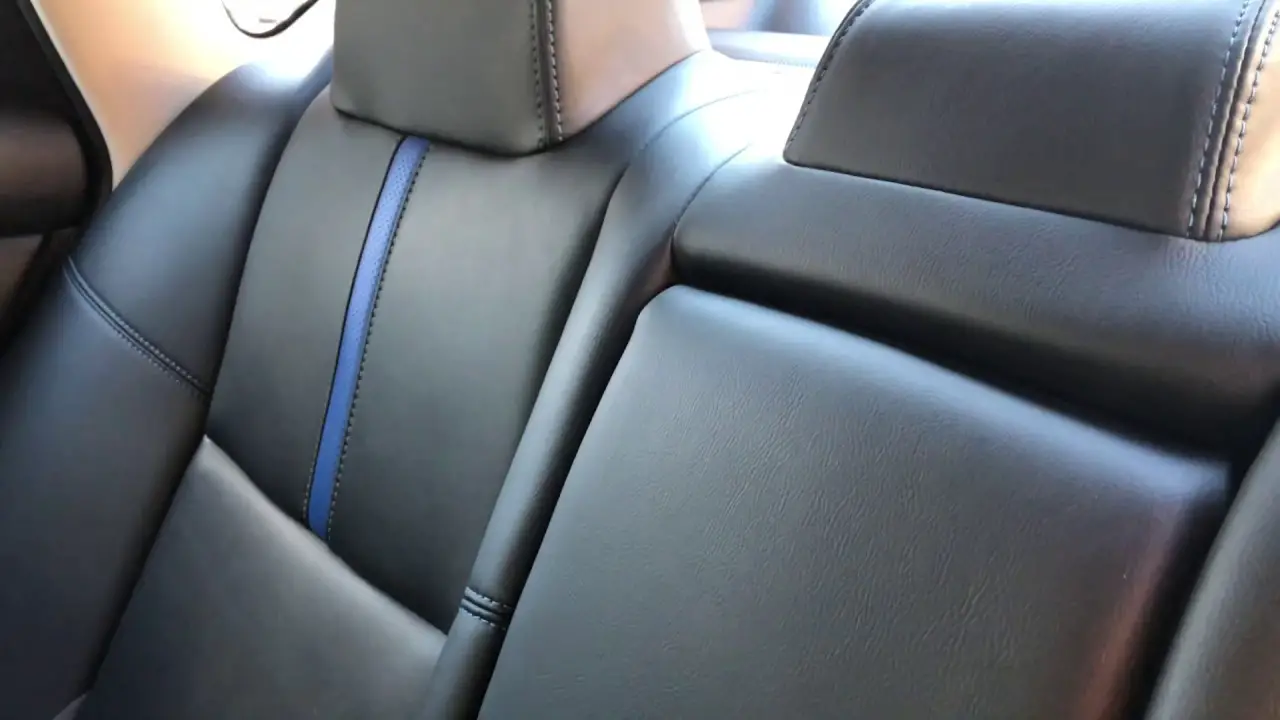 how to put down nissan altima back seats