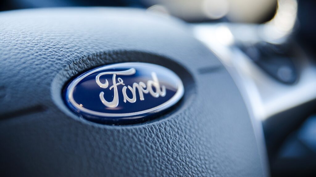 What to Expect When Getting a Loaner Car from Ford