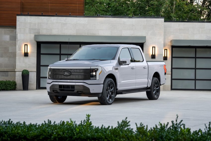 6 What Color Is Avalanche for Ford? Paint Code, Shades & Trim Guide