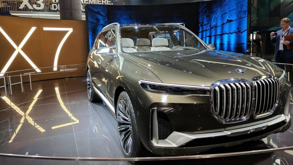 Which BMW Has 3 Rows? Discover BMW's Spacious SUVs 14 Future of BMW and 3-Row Models