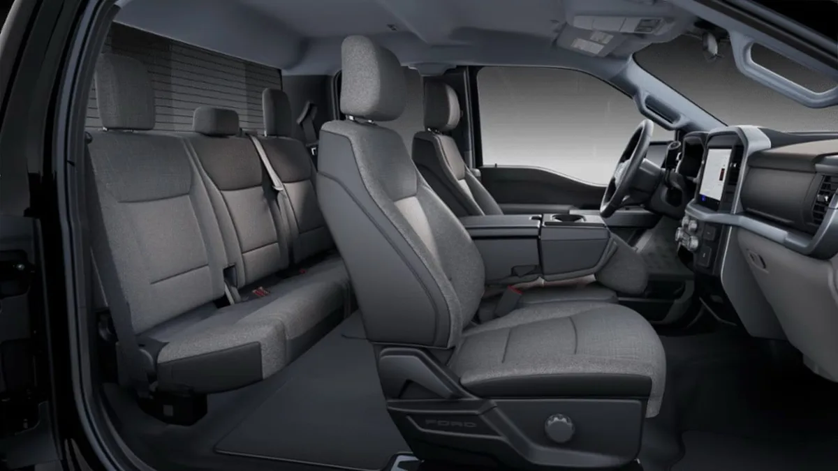 F-150 XLT Sport Vs Lariat Sport 3 F-150 XLT Sport interior