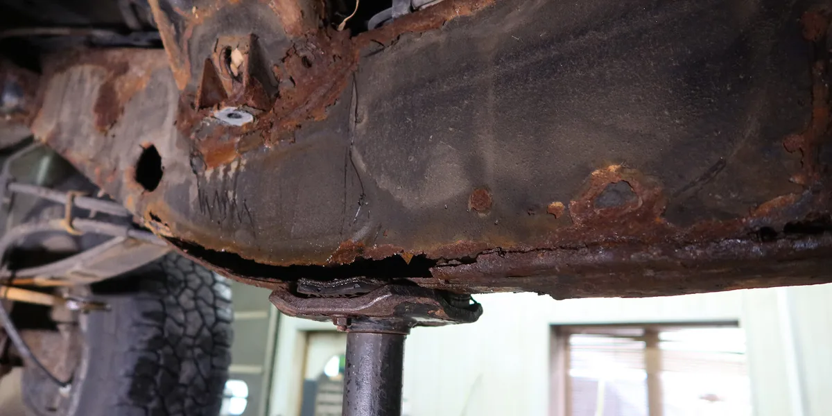 How Much Is a 2004 Ford F250 Super Duty Worth 4 Ford F-250 frame rust