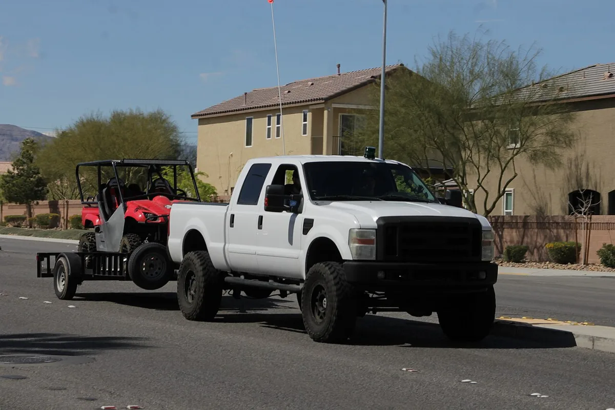 how much can a 2008 ford f250 super duty tow